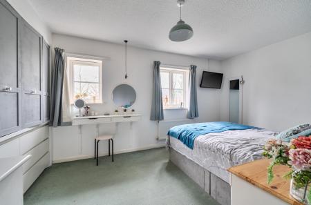 1405366-10-697ce5...