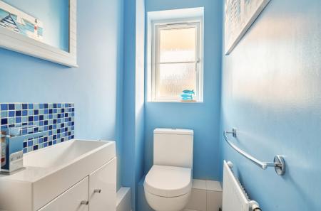 1420528-14-69a5e8...