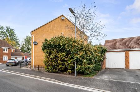 1438797-5-69dd331...