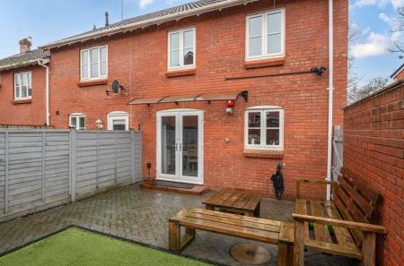 1405366-18-697ce7...