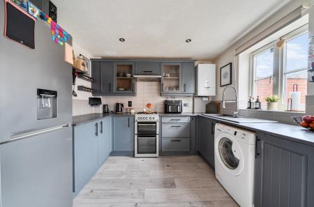 1405366-8-697ce4f...