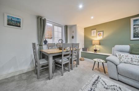 1408115-9-6984cfe...