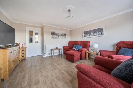 1394803-10-695e62...