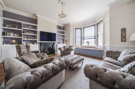 1397224-15-696a81...