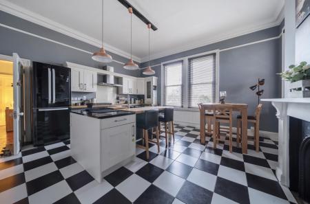 1397224-8-696a816...