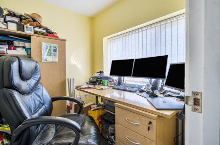 1420528-15-69a5e8...