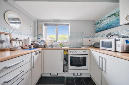 1365660-10-68f0cc...