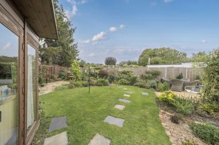 1355867-3-68cc331...