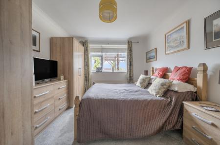 1355867-19-68cc34...