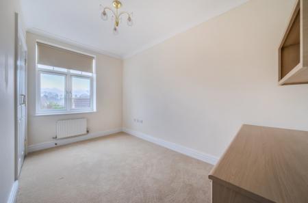 1393433-12-6943d1...