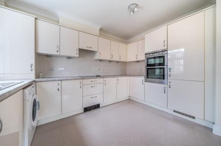 1393433-5-6943d12...