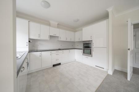 1304109-6-68432f5...