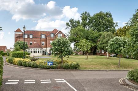 Kinglake Drive, Taunton, Somerset, TA1 - Webbers