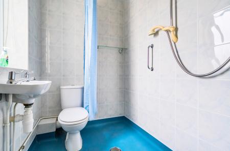 1297401-10-682da5...