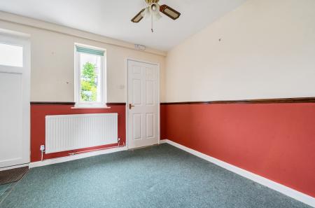 1297401-6-682da53...