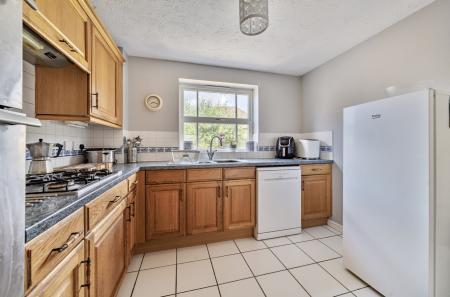 1317667-10-6866cc...