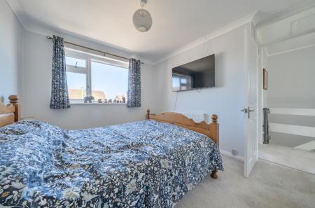 1446881-5-69ebab5...