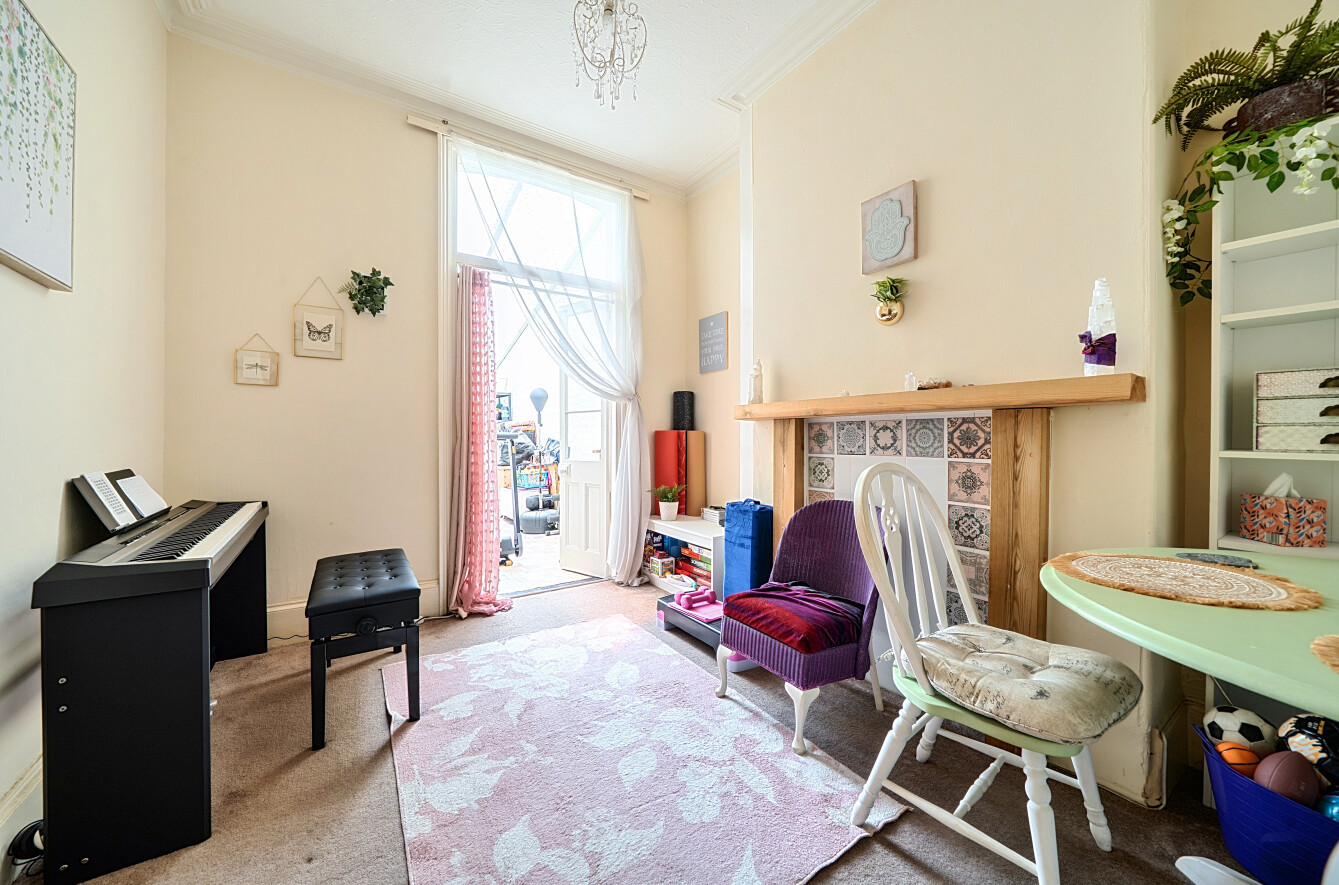 property-img