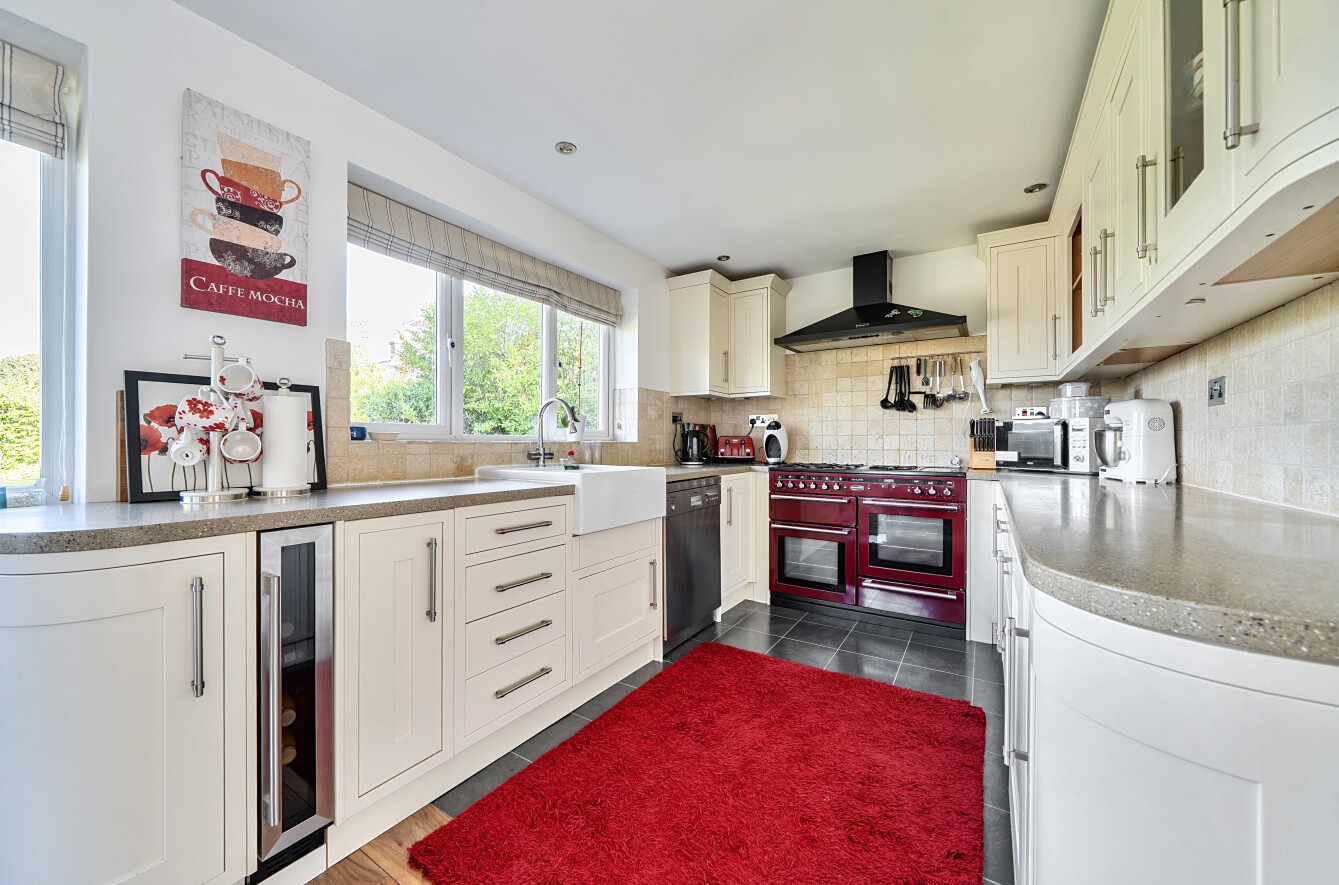 property-img