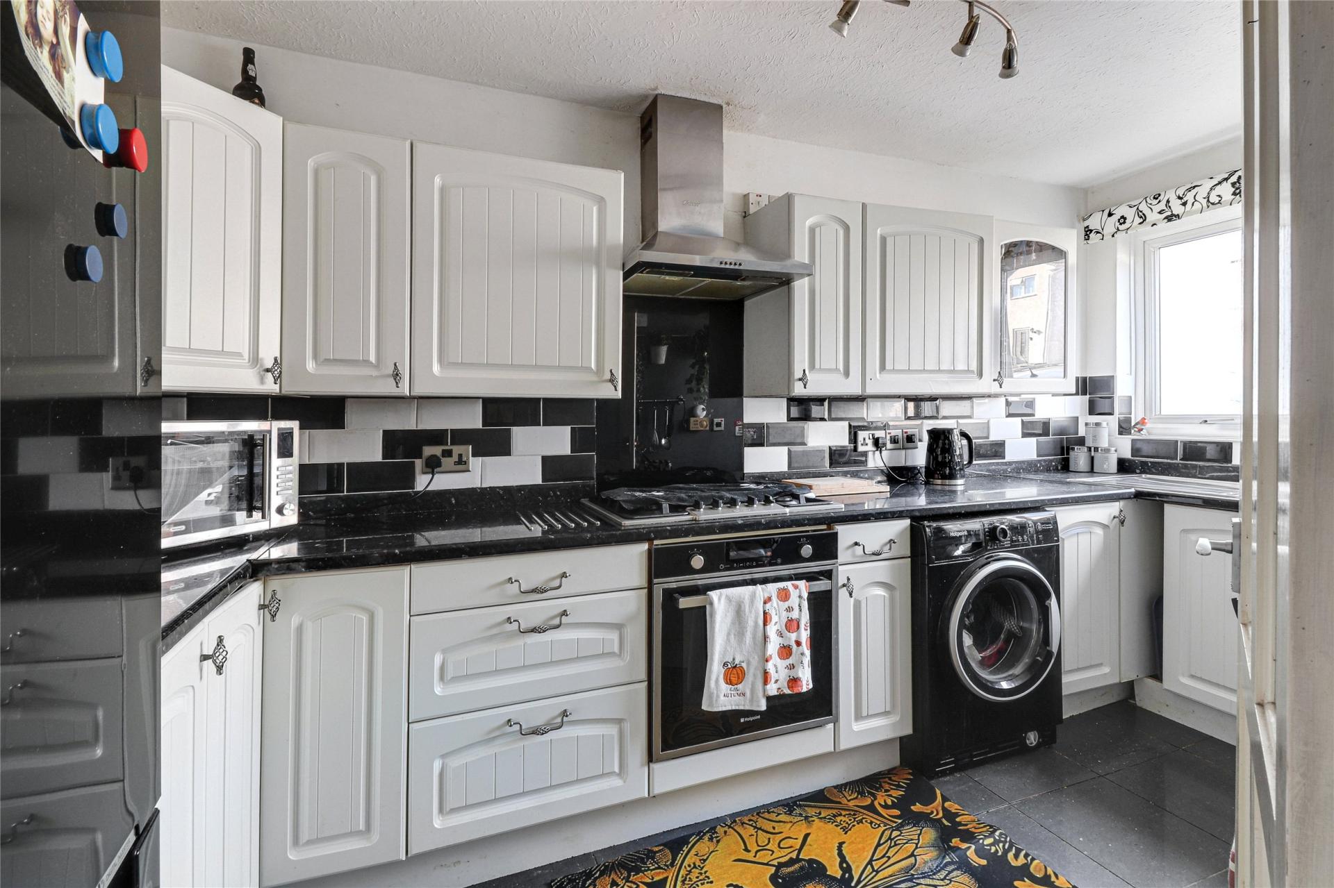 property-img