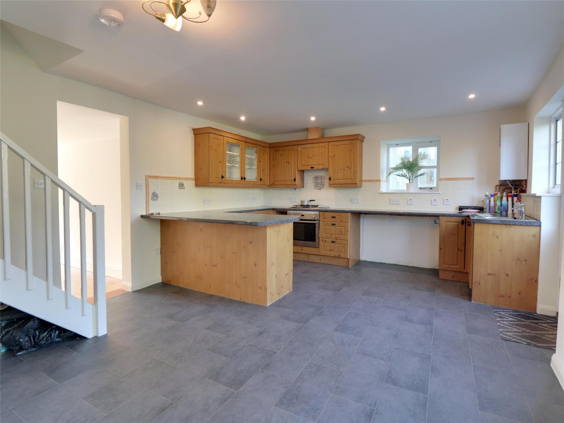 property-img
