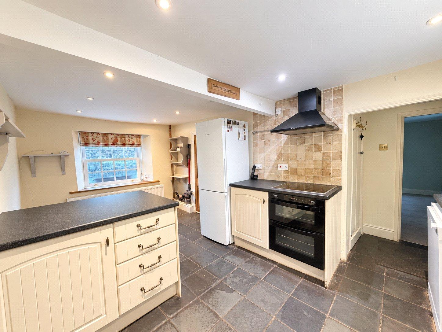 property-img