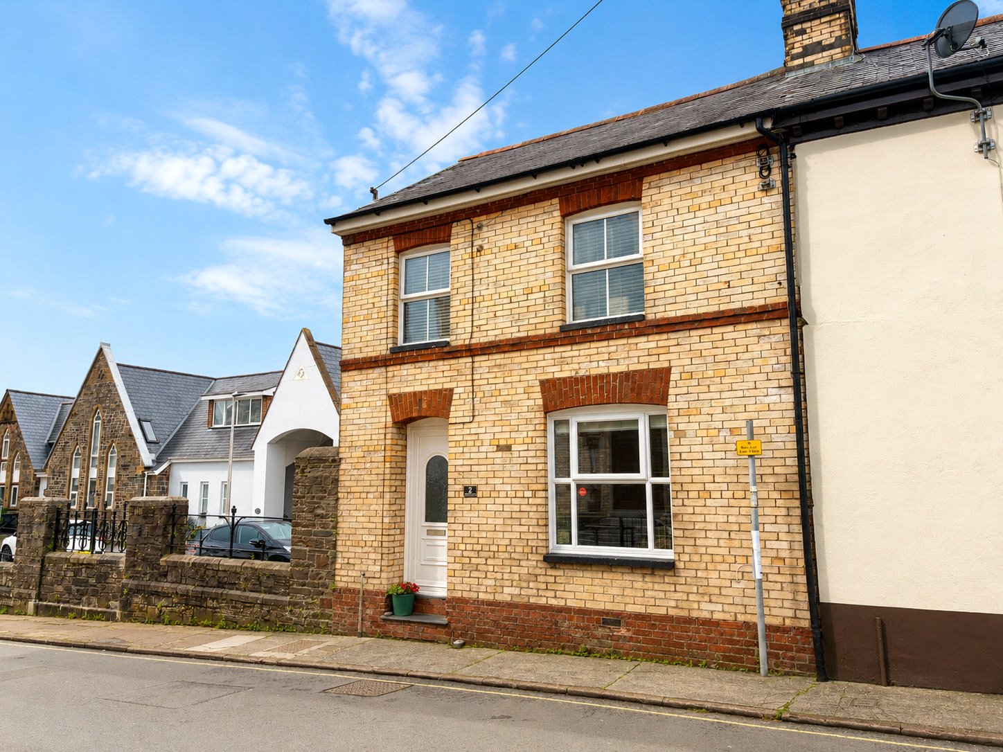 property-img