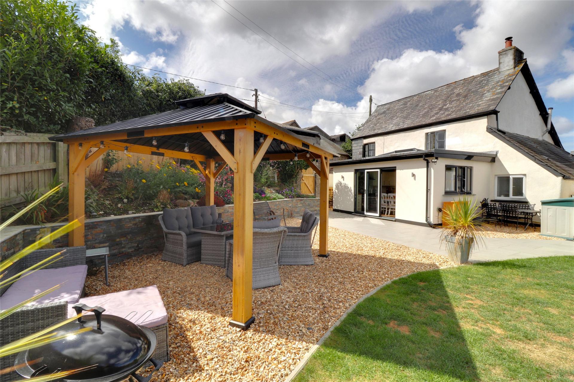 property-img