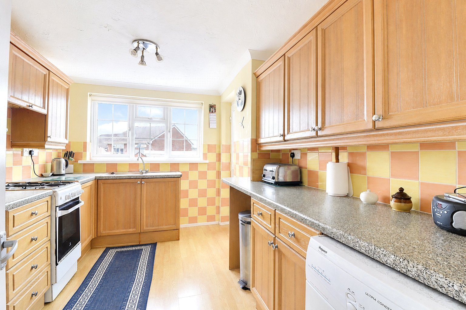 property-img