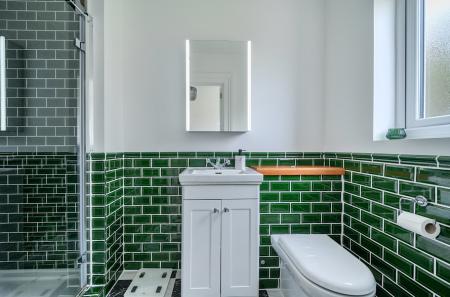 1434277-15-69c2c3...