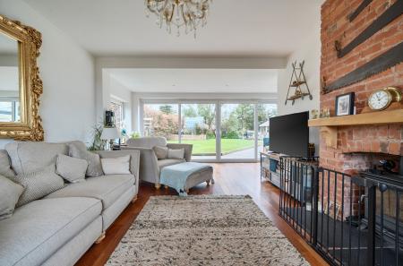 1434277-24-69c2c3...