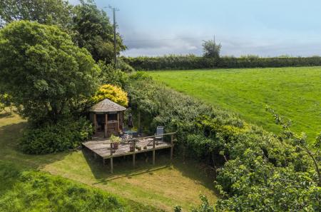 1299226-1-6840903...