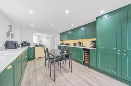 1299226-22-68413d...