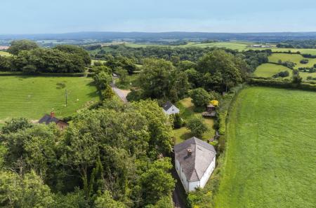 1299226-4-6840904...