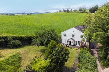 1299226-12-684090...