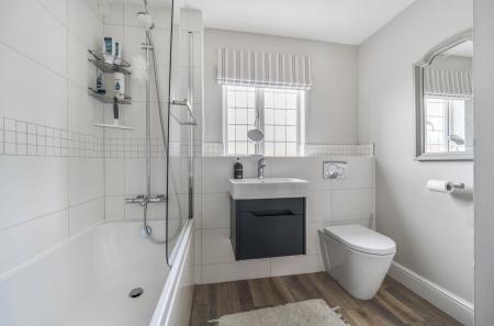 1328356-16-688be6...