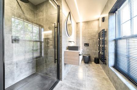 1330375-23-688d79...