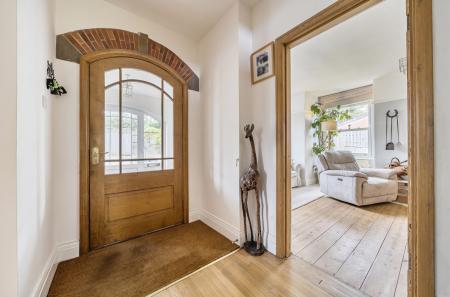 1364639-14-68ed2c...