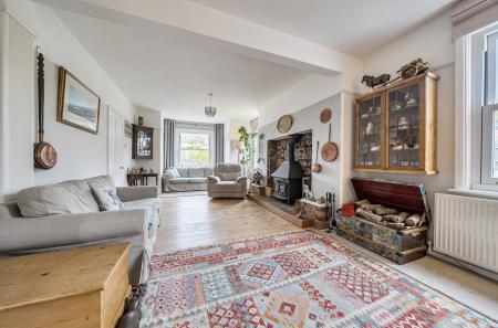 1364639-12-68ed2b...