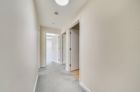 1365543-3-68ee2b7...