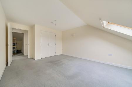 1365543-7-68ee2be...