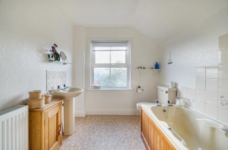 1371097-19-68f8b7...