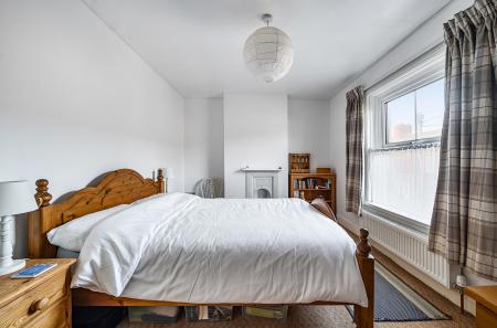 1371097-23-68f8b8...