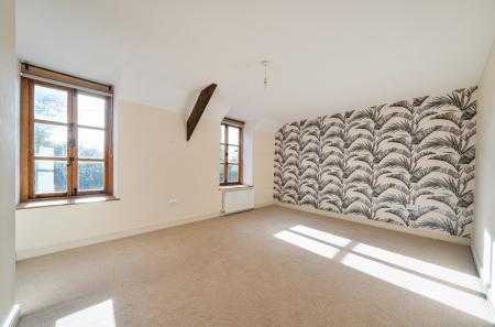 1370632-18-68ff9e...