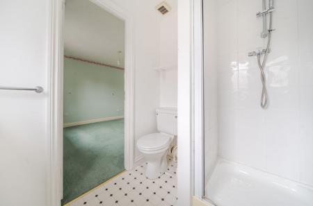 1358634-15-68fa35...