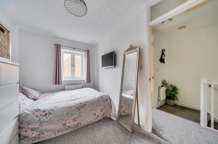 1374502-17-690a0e...