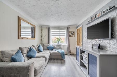 1374502-9-690a0e3...