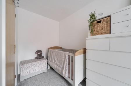 1374502-16-690a0e...