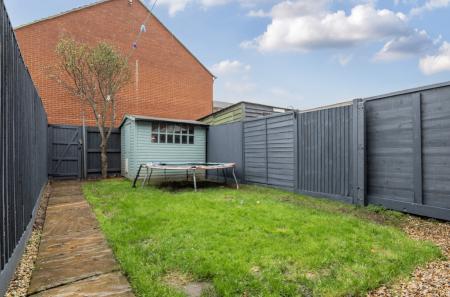 1374502-5-690a092...