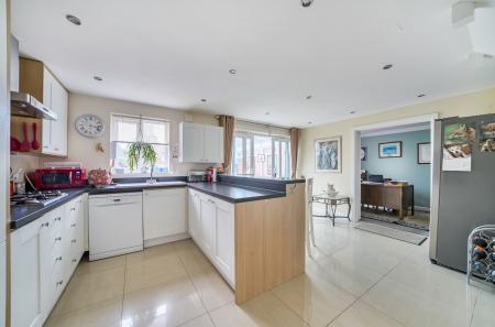 1383461-17-692882...